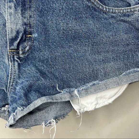 Vintage Wrangler Cut off denim shorts - Picture 5 of 10